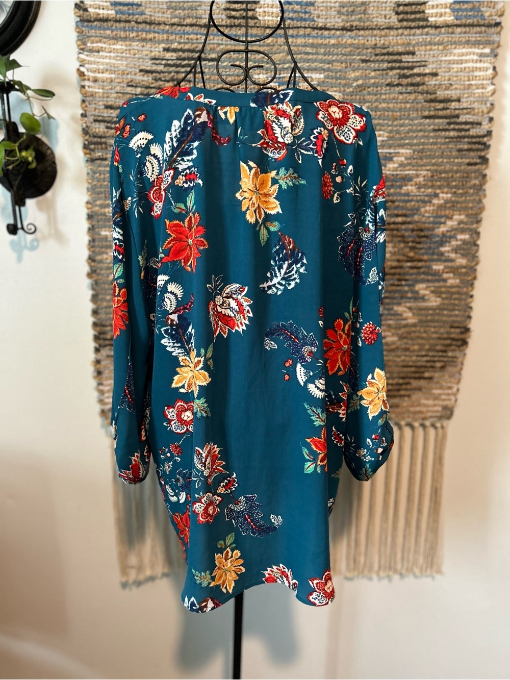 SOHO Teal Floral Tunic Top - Picture 8 of 11